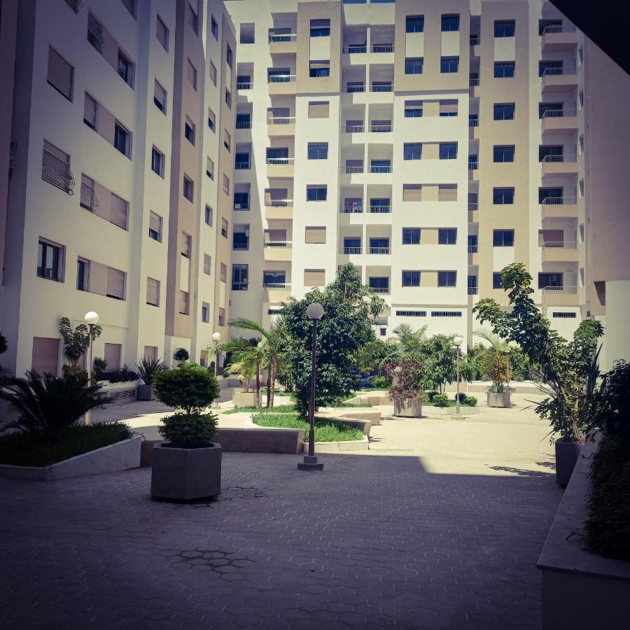 Super Apartement Totalement Neuf A Cote De Marjane Avec La Climatisation Et Wifi Tangier Exterior photo